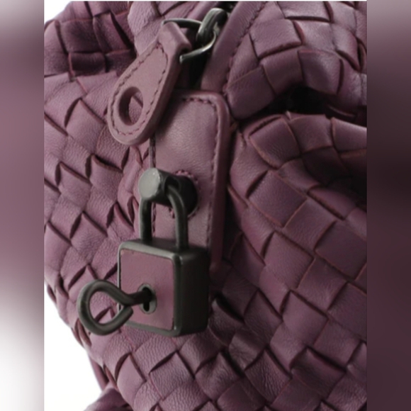 Bottega Veneta Montaigne Shoulder Bag Intrecciato Nappa Medium - Picture 5 of 6